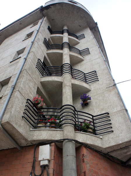 DSC03666_enh.jpg